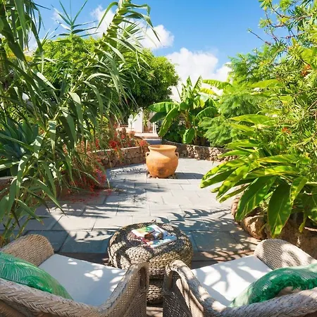 Botanico - Secret Garden * Guatiza